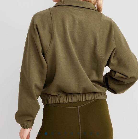 NWT OLD NAVY Dynamic Fleece Oversized 1/2-Zip Sweatshirt Color: Conifer M - Picture 2 of 5